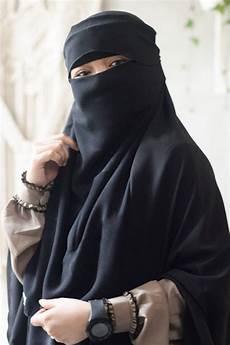 Adzkia Hijab