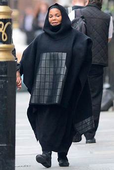 Janet Jackson Hijab