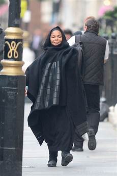 Janet Jackson Hijab