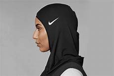 Nike Headscarf