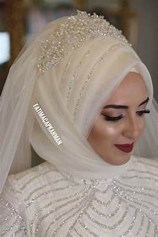 Tiara Hijab