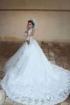 Wedding Dresses And Accessories